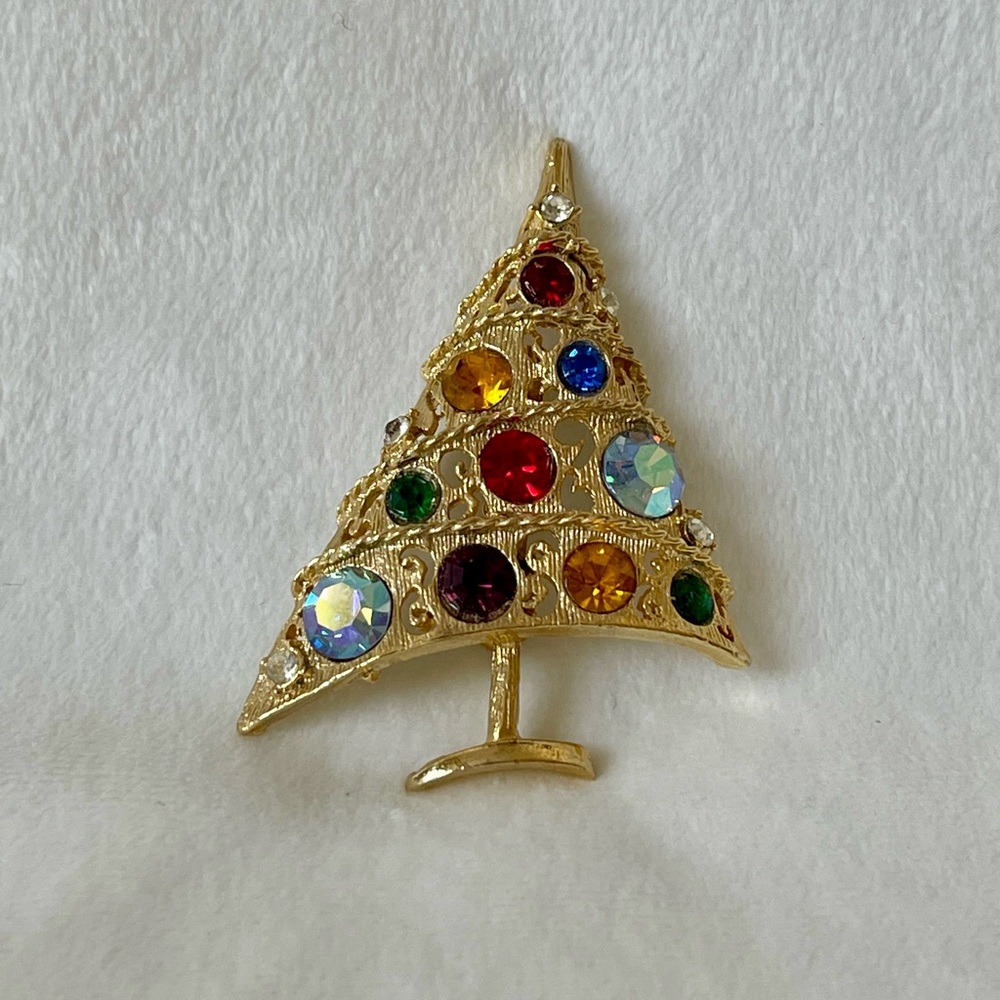 Vintage Weiss Christmas Brooch Decorated Tree